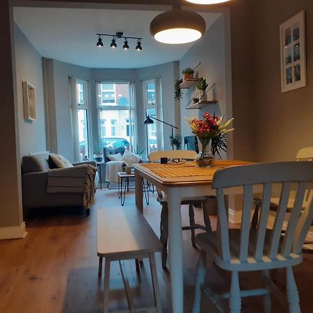 J&S Downtown Sky Attic House Apartment Белфаст Екстериор снимка